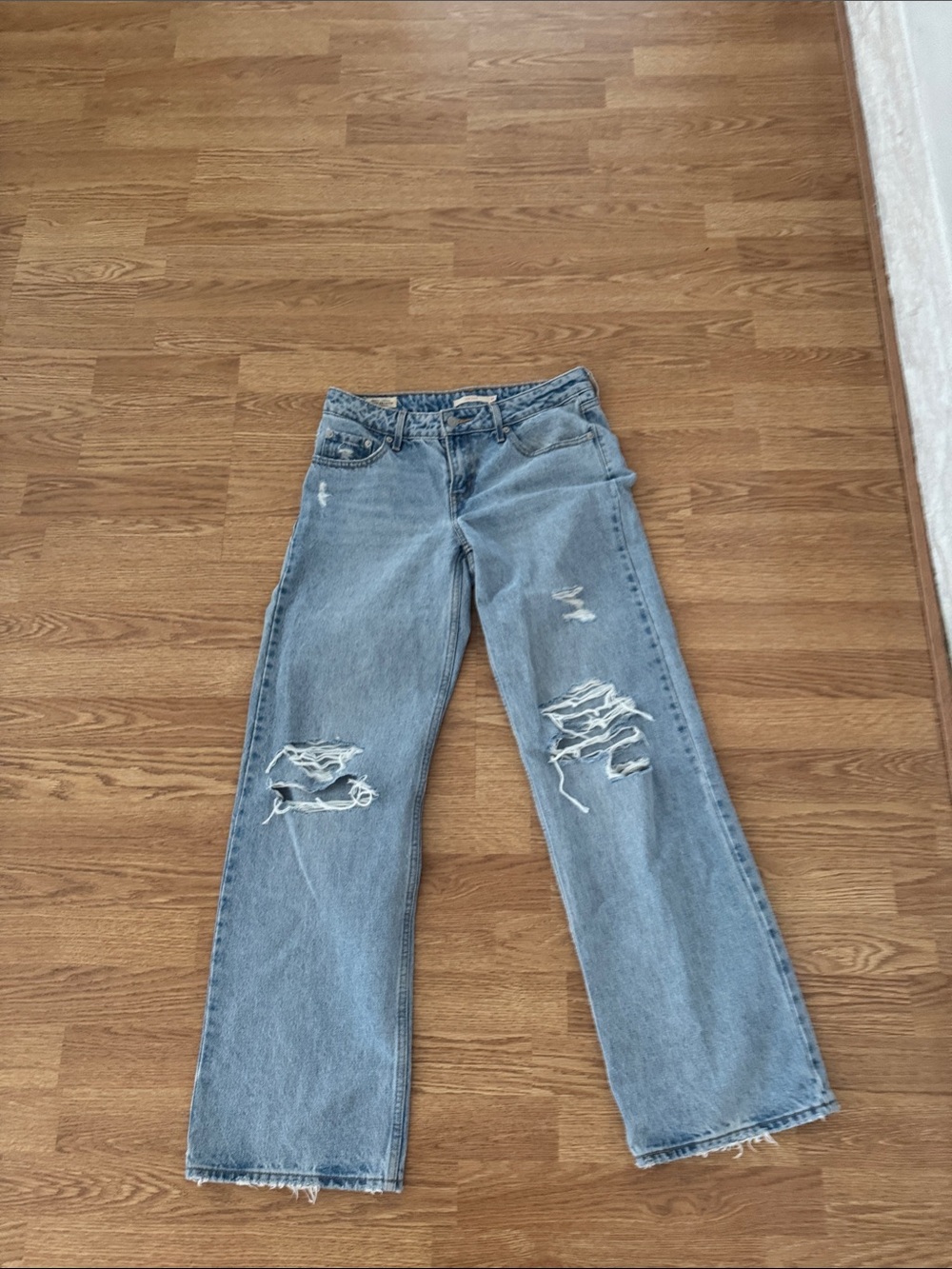 Levis low loose jeansfor Women